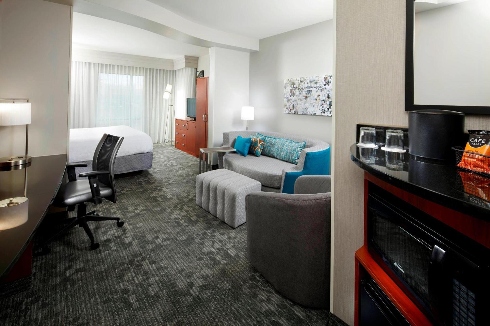 Hotel Courtyard Pittsburgh Settlers Ridge/Robinson Township Imperial Esterno foto
