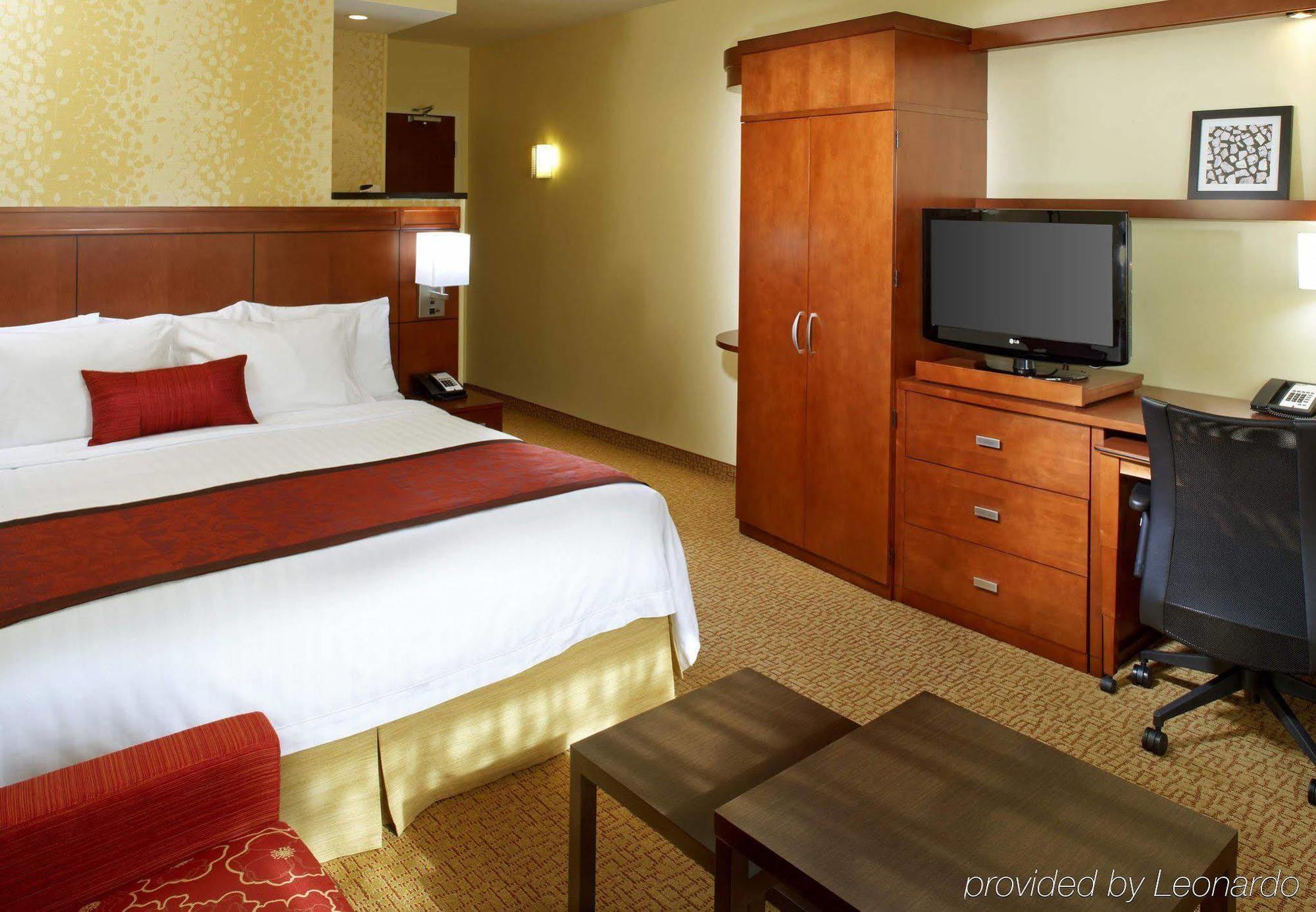 Hotel Courtyard Pittsburgh Settlers Ridge/Robinson Township Imperial Esterno foto