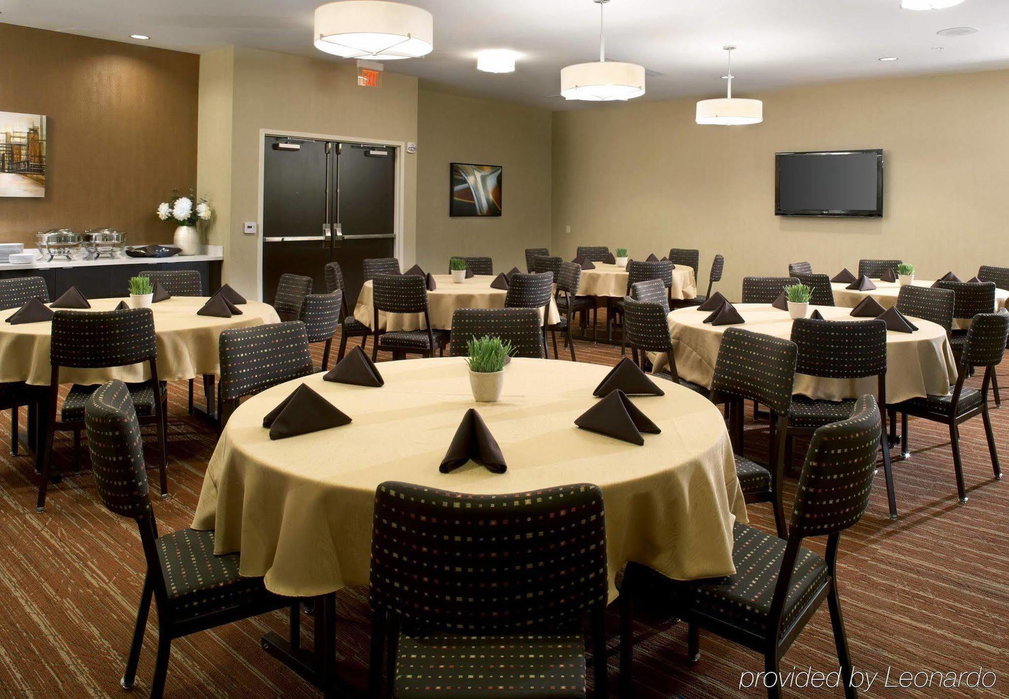 Hotel Courtyard Pittsburgh Settlers Ridge/Robinson Township Imperial Esterno foto